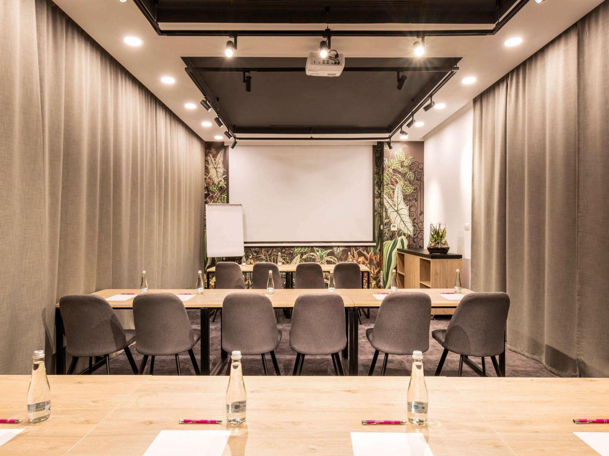 Ibis Styles Krakow East Hotel Exterior photo